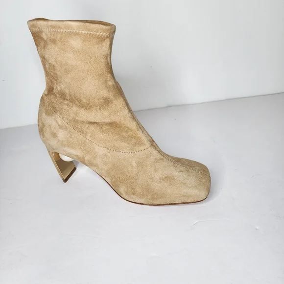 Nicholas Kirkwood Maeva Tan Ankle Boots with Pearl Heel Size 36